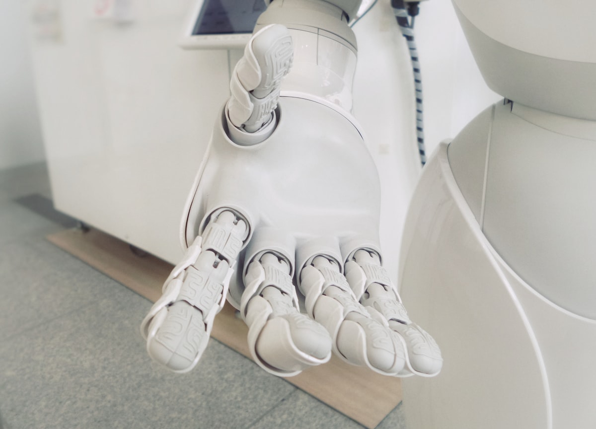 Robotic arm using a computer